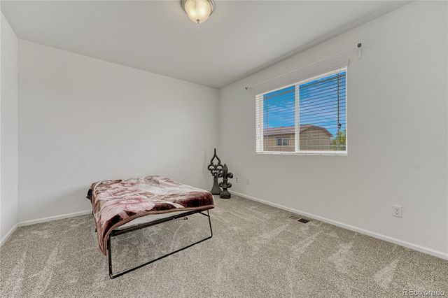 25586 E Maple Avenue, Aurora, CO 80018