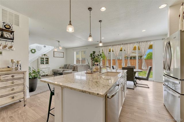 25586 E Maple Avenue, Aurora, CO 80018