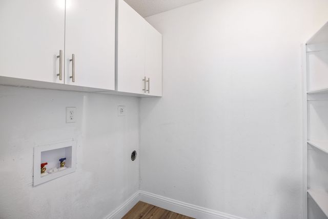 2032 Cedarwood Drive, Carrollton, TX 75007