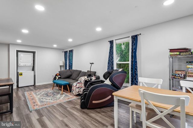 8615 MYRTLE AVE, Bowie, MD 20715