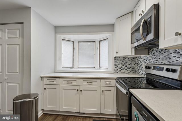 8615 MYRTLE AVE, Bowie, MD 20715