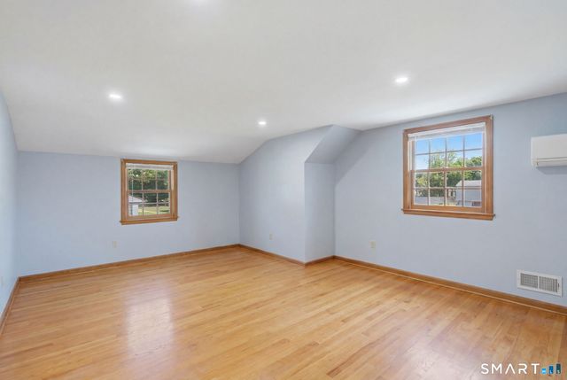 9 Pond Side Drive, Wethersfield, CT 06109