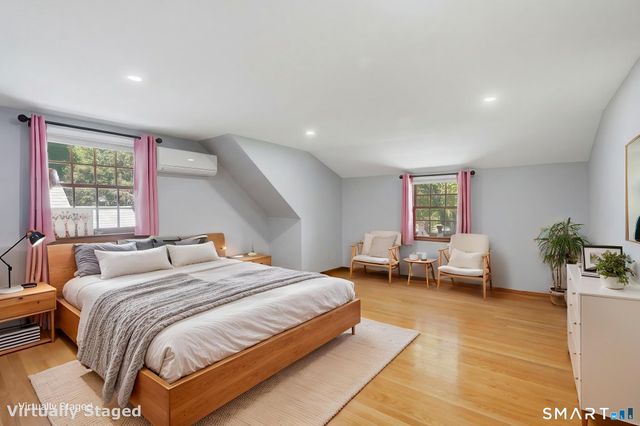 9 Pond Side Drive, Wethersfield, CT 06109