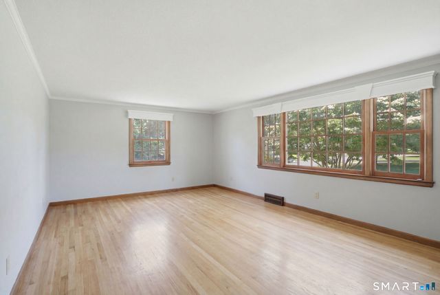 9 Pond Side Drive, Wethersfield, CT 06109