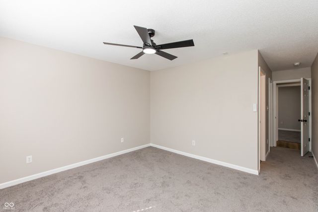 181 Woodstream Court, Greenfield, IN 46140