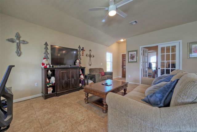 609 Noatak TRL, Pflugerville, TX 78660