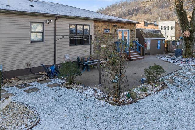 339 Beaver Ave, Aliquippa, PA 15001