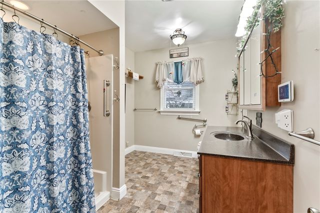 339 Beaver Ave, Aliquippa, PA 15001