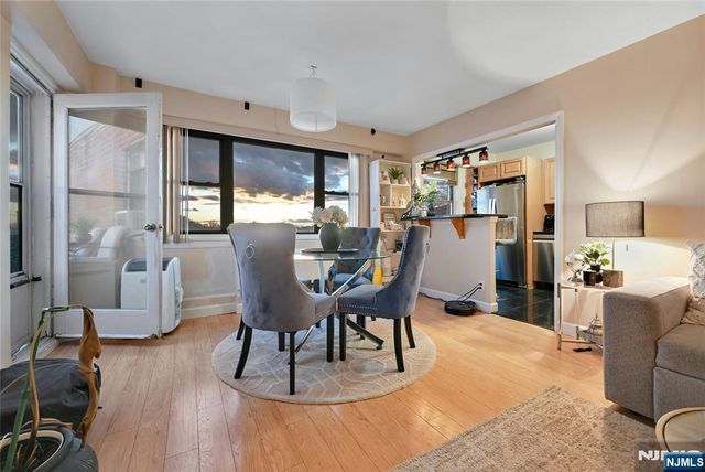 8800 Boulevard East 8D, North Bergen, NJ 07047