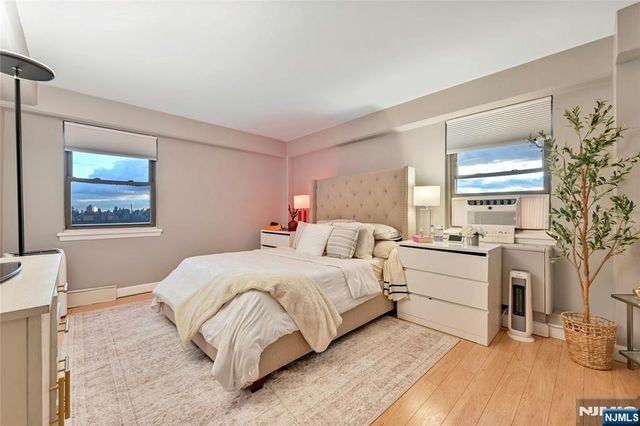 8800 Boulevard East 8D, North Bergen, NJ 07047