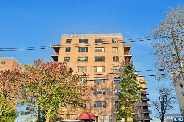 8800 Boulevard East 8D, North Bergen, NJ 07047