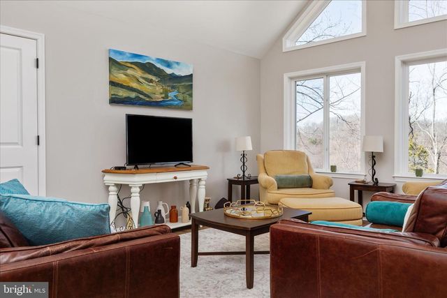 347 RILEY CT, Front Royal, VA 22630