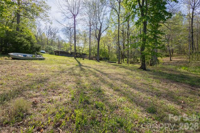 261 Groves Parkway, Union Mills, NC 28167