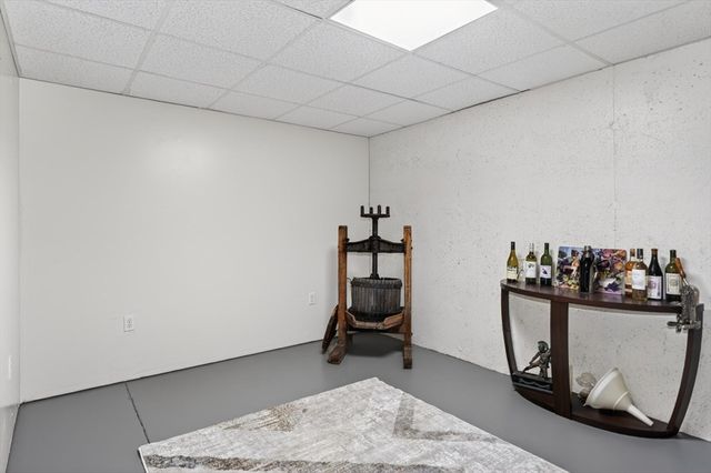 390 Hudson St, Northborough, MA 01532