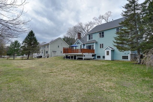 390 Hudson St, Northborough, MA 01532