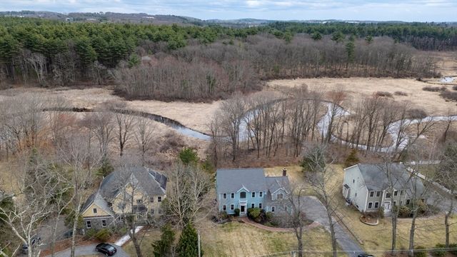 390 Hudson St, Northborough, MA 01532