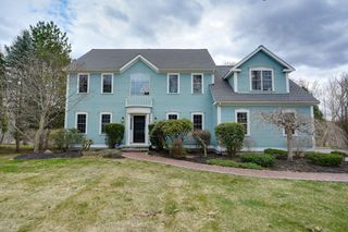 390 Hudson St, Northborough, MA 01532