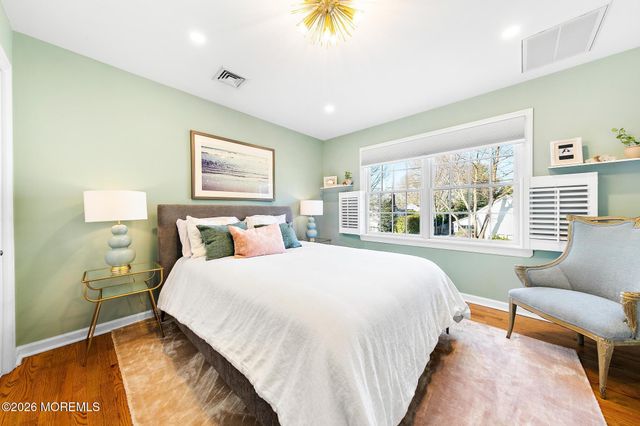 76 Heights Terrace, Fair Haven, NJ 07704