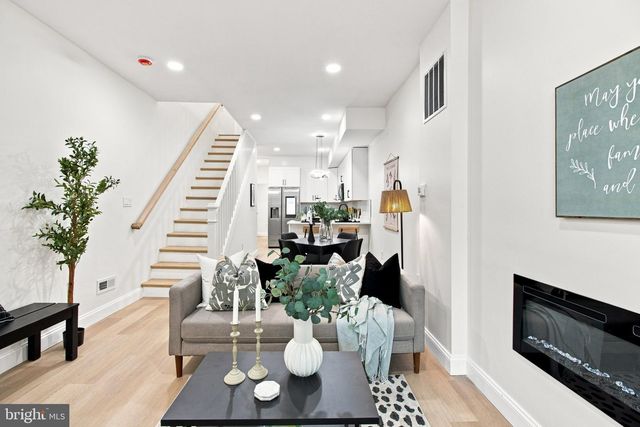 637 N ROBINSON ST, Baltimore, MD 21205