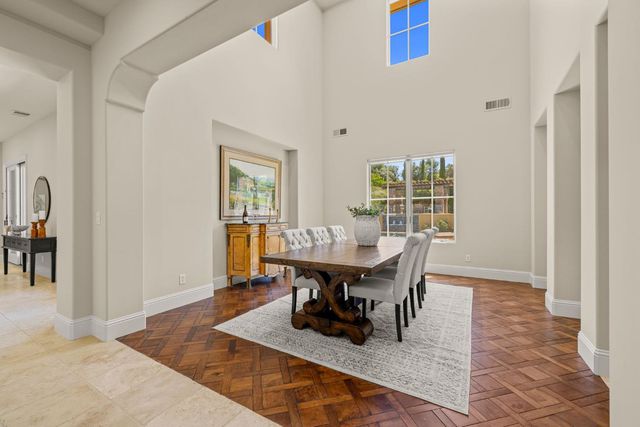 5301 Montserrat Ln, Loomis, CA 95650
