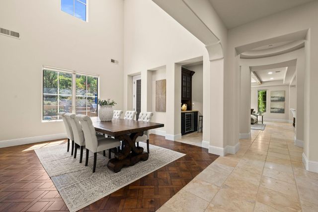 5301 Montserrat Ln, Loomis, CA 95650