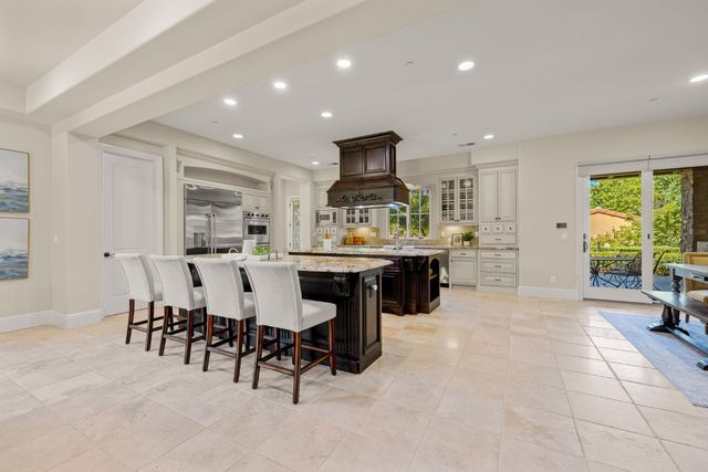 5301 Montserrat Ln, Loomis, CA 95650