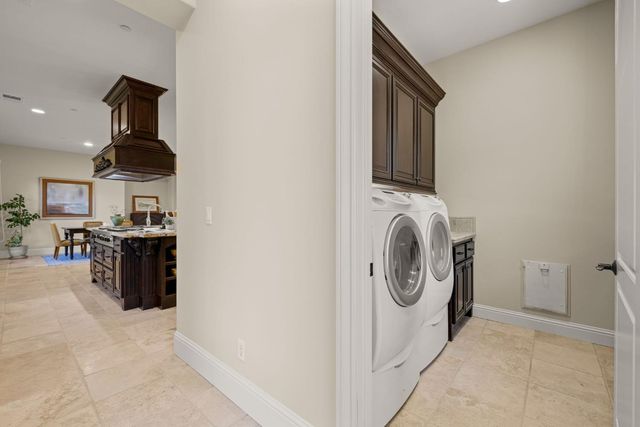 5301 Montserrat Ln, Loomis, CA 95650