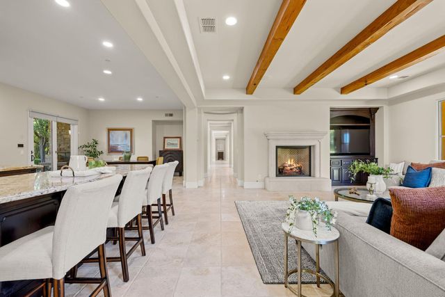 5301 Montserrat Ln, Loomis, CA 95650