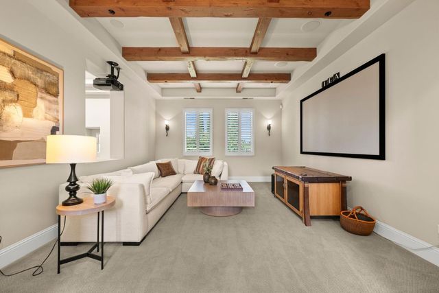 5301 Montserrat Ln, Loomis, CA 95650