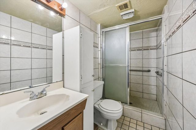 5218 Milwee Street 6, Houston, TX 77092