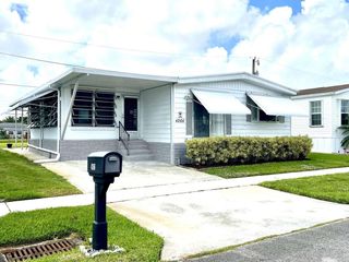4266 Bobwhite Dr, Boynton Beach, FL 33436