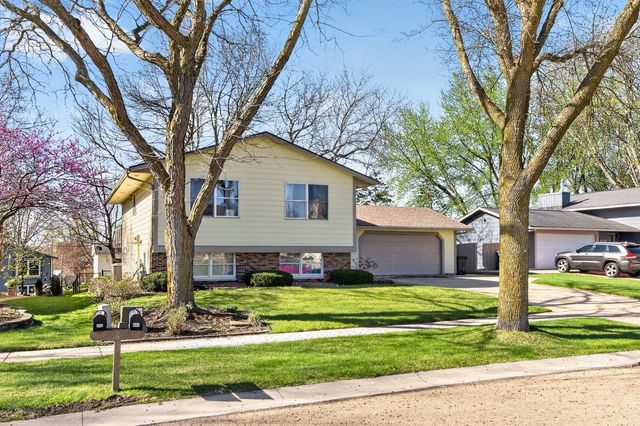 842 22nd Street SE, Rochester, MN 55904
