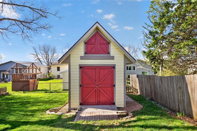 842 22nd Street SE, Rochester, MN 55904