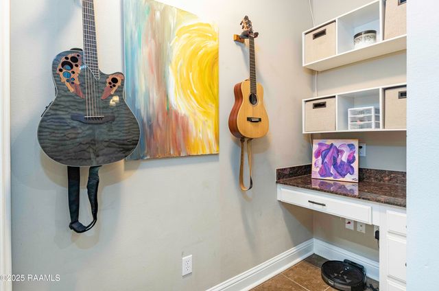 207 Bayou Des Glaises Road, Broussard, LA 70518