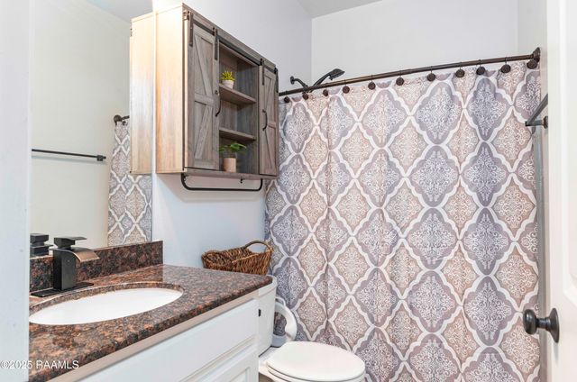 207 Bayou Des Glaises Road, Broussard, LA 70518