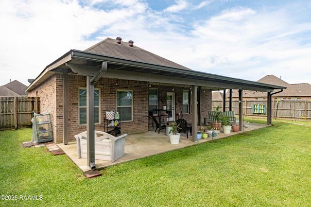 207 Bayou Des Glaises Road, Broussard, LA 70518