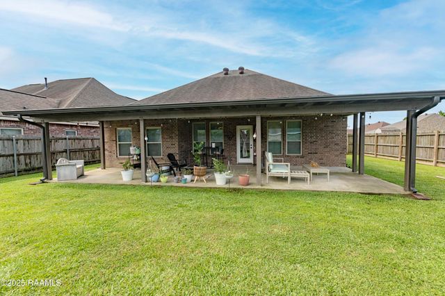 207 Bayou Des Glaises Road, Broussard, LA 70518