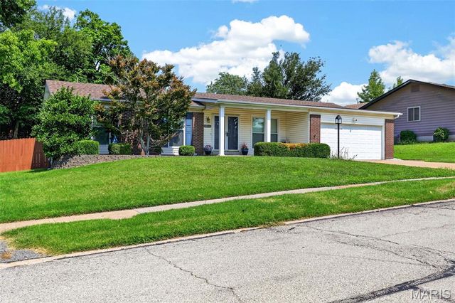 13211 Windygate Lane, St Louis, MO 63146