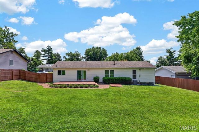 13211 Windygate Lane, St Louis, MO 63146