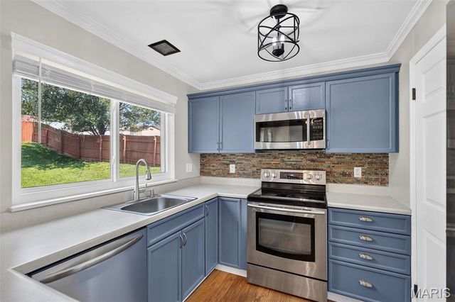 13211 Windygate Lane, St Louis, MO 63146