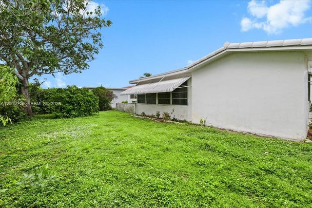 5721 NW 87th Ave, Tamarac, FL 33321