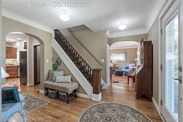 4693 Forest Avenue, Waterford Charter Township, MI 48328
