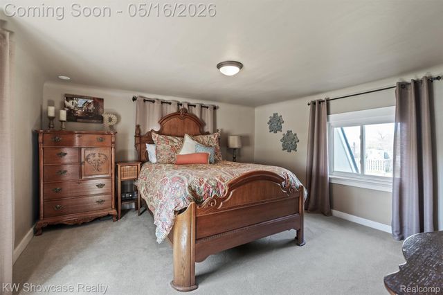 4693 Forest Avenue, Waterford Charter Township, MI 48328