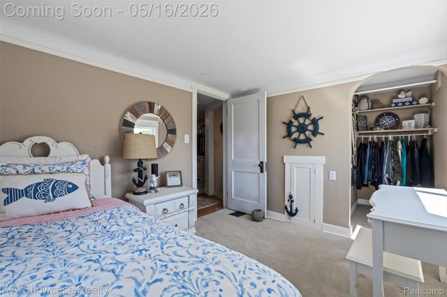 4693 Forest Avenue, Waterford Charter Township, MI 48328