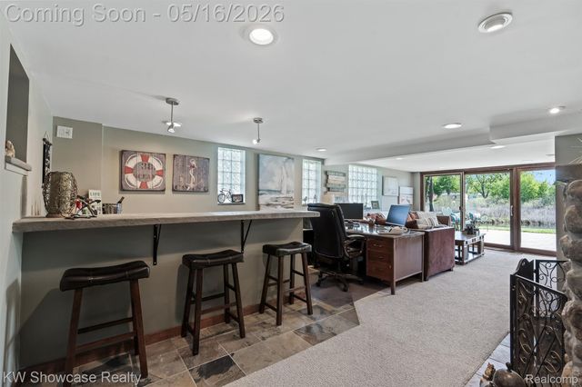 4693 Forest Avenue, Waterford Charter Township, MI 48328