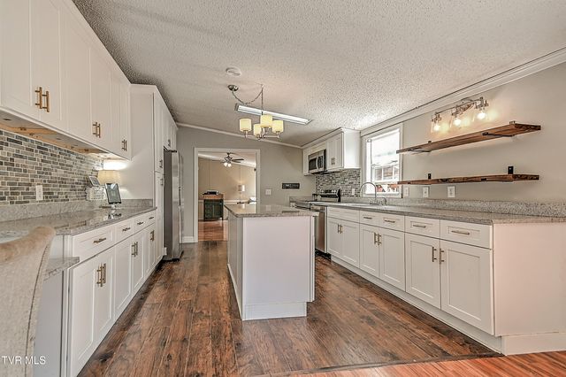 266 Max Jett Road, Johnson City, TN 37601