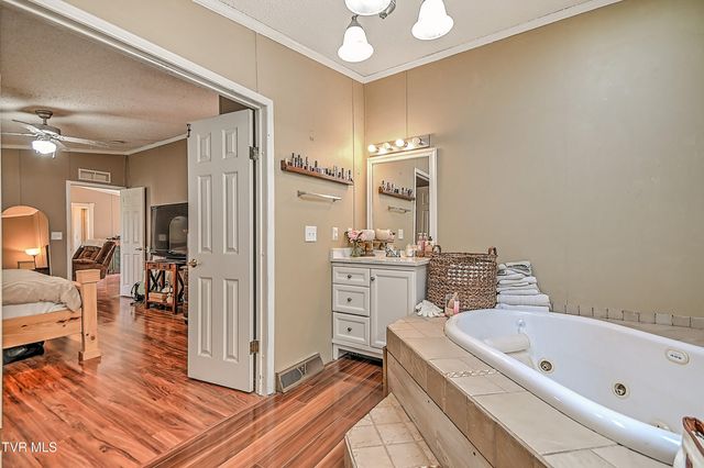 266 Max Jett Road, Johnson City, TN 37601