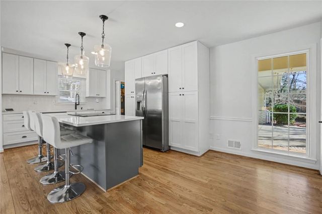 7330 Hunters Branch NE Drive, Sandy Springs, GA 30328