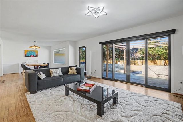 7330 Hunters Branch NE Drive, Sandy Springs, GA 30328