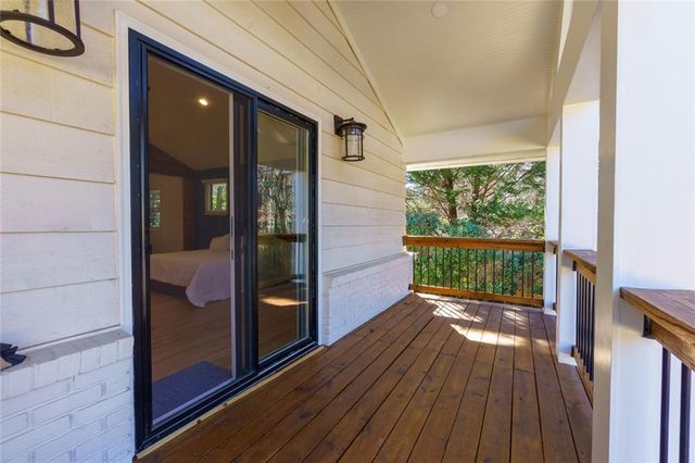 7330 Hunters Branch NE Drive, Sandy Springs, GA 30328